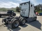 2018 Freightliner Cascadia 126 Semi Truck