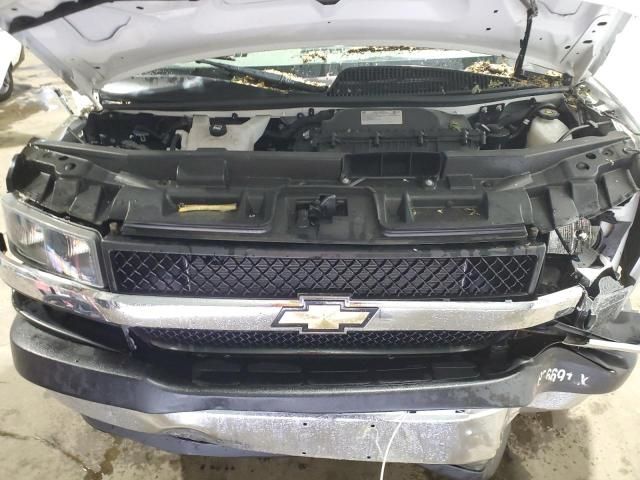 2023 Chevrolet Express G2500