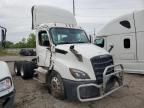 2023 Freightliner Cascadia 116 Semi Truck