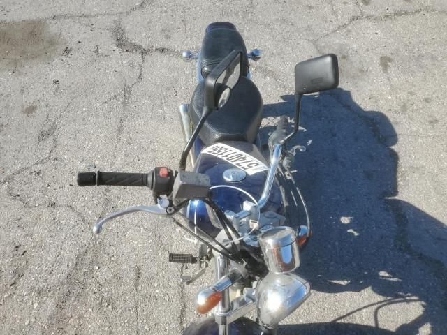 2003 Suzuki GZ250