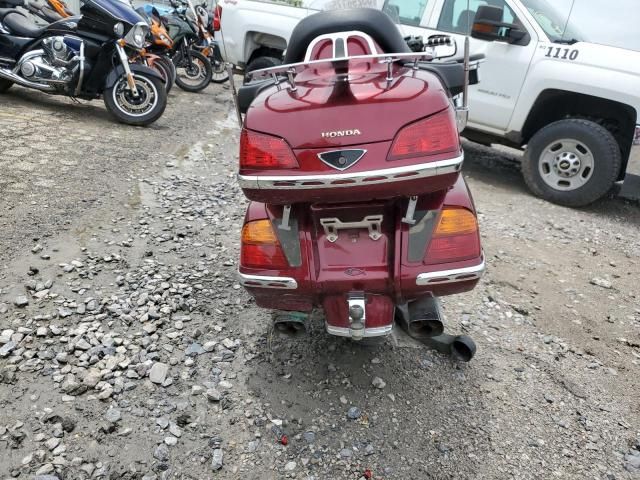 2004 Honda GL1800