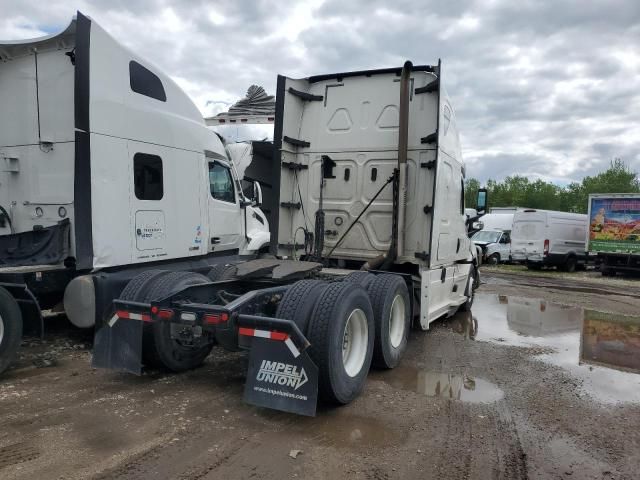 2020 Freightliner Cascadia 126 Semi Truck