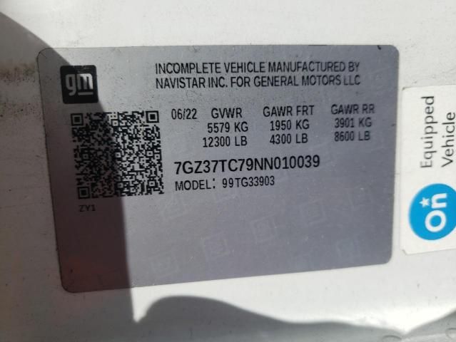 2022 GMC Savana Cutaway G3500