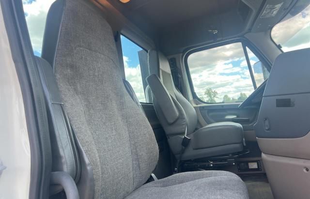 2018 Freightliner Cascadia 125