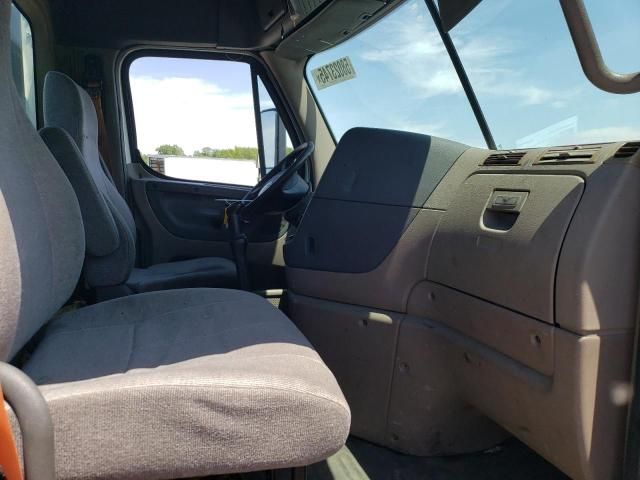 2011 Freightliner Cascadia 125 Semi Truck