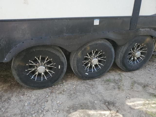 2018 Spartan Motors 2018 Spartan Trailer