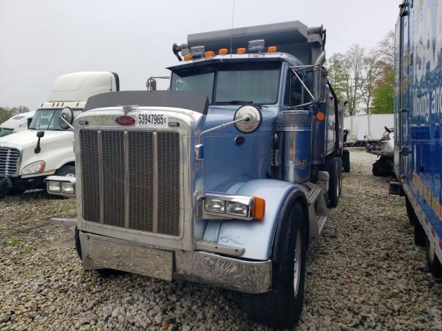 2004 Peterbilt 379 Construction Dump Truck