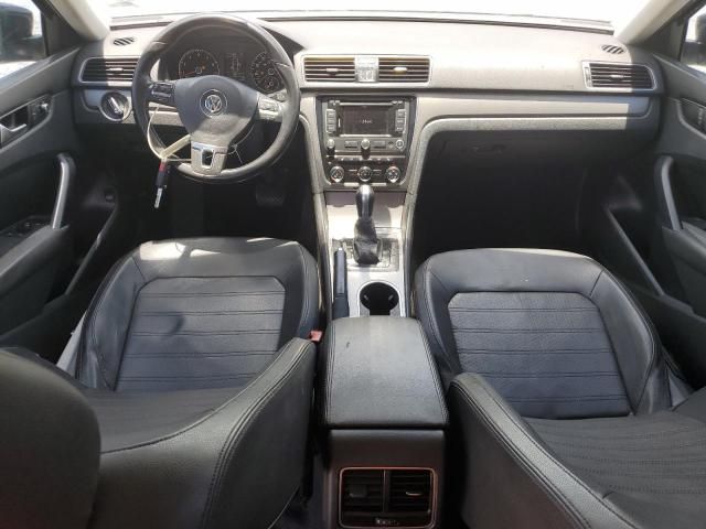 2015 Volkswagen Passat SE