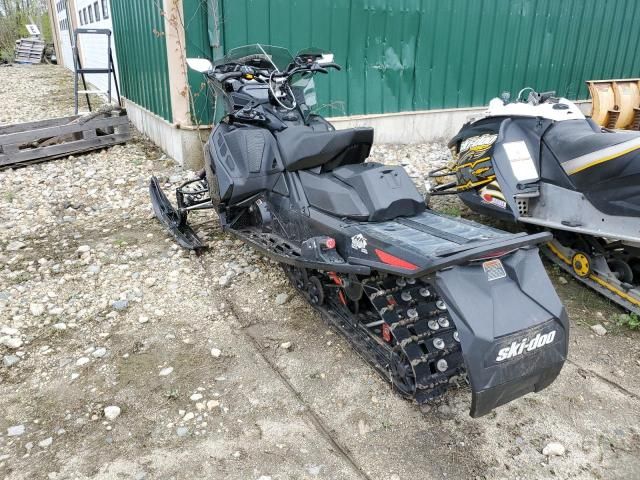 2021 Skidoo 2021 Skidoo Mxzxrs