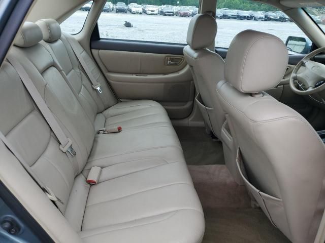 2000 Toyota Avalon XL