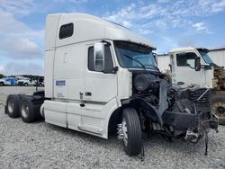 Salvage trucks for sale at Tifton, GA auction: 2006 Volvo VNL Semi Truck