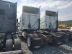 2010 Freightliner Columbia 112 Semi Truck