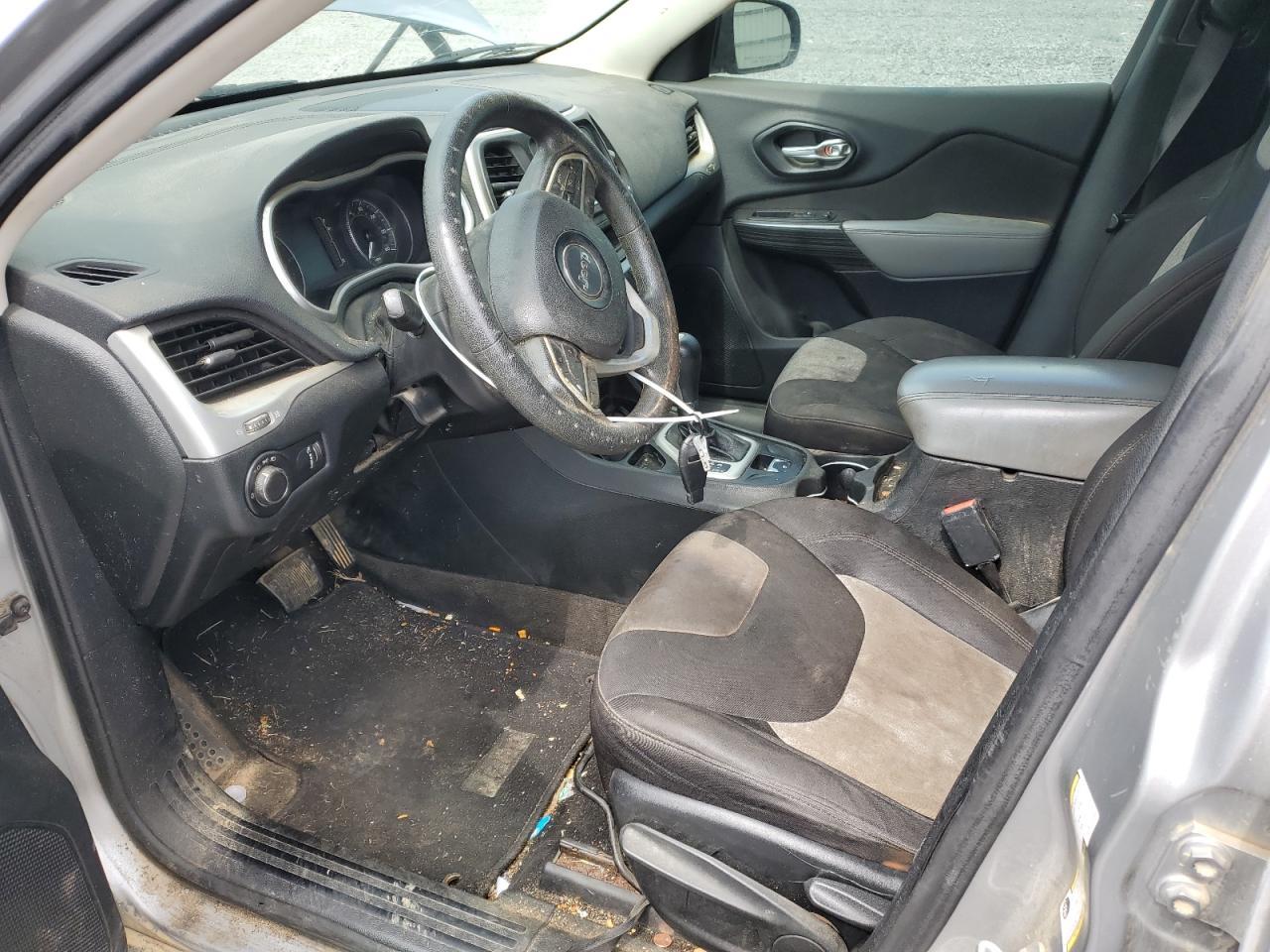 2014 Jeep Cherokee Sport