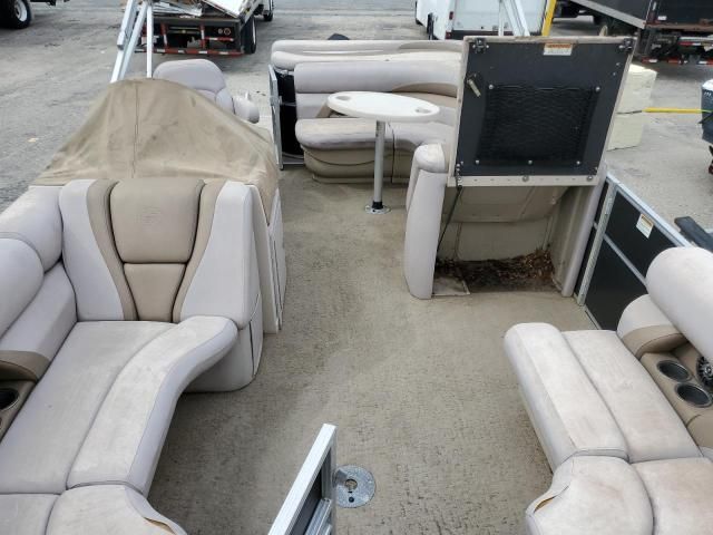2014 Starcraft Co Boat