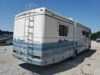 2000 Fleetwood 2000 Ford F550 Super Duty Stripped Chassis