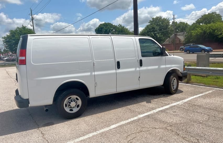 2021 Chevrolet Express G2500