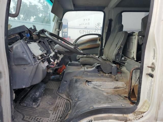 2018 Isuzu NPR HD