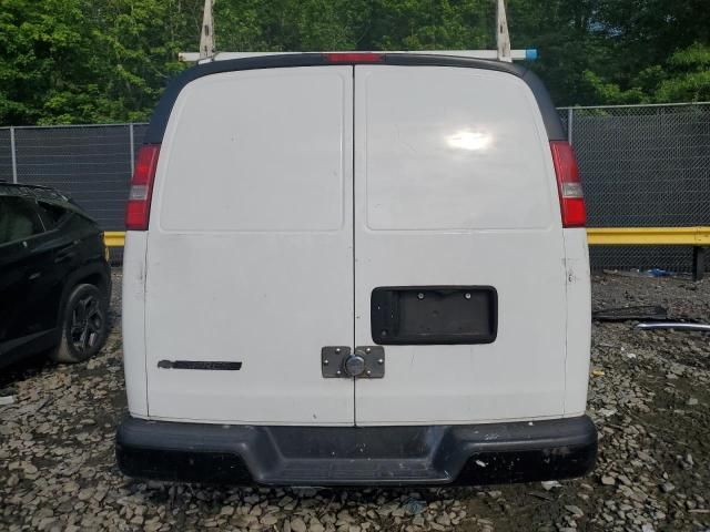 2017 Chevrolet Express G2500
