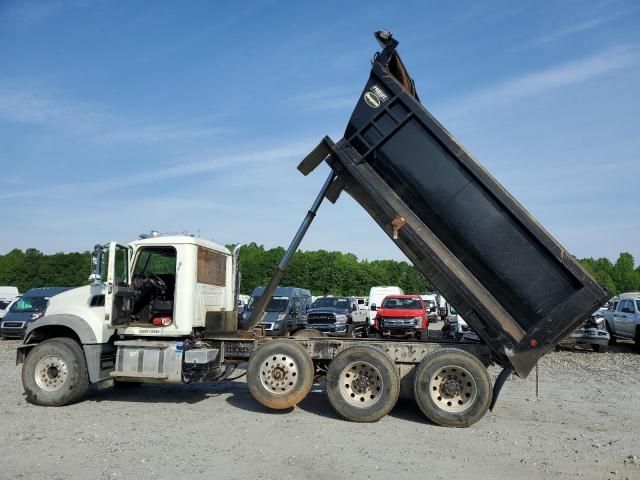 2020 Mack Granite Dump Truck