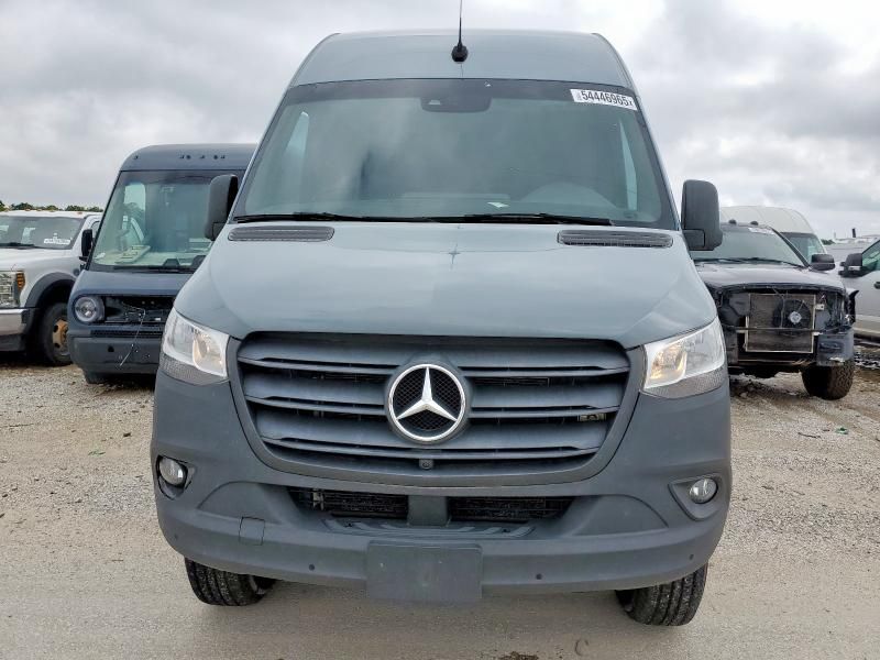 2023 Mercedes-Benz Sprinter 2500