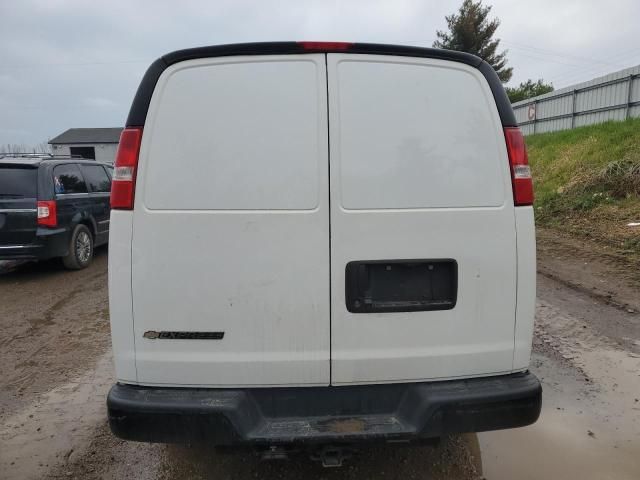 2020 Chevrolet Express G2500