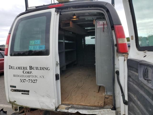 2011 Chevrolet Express G2500