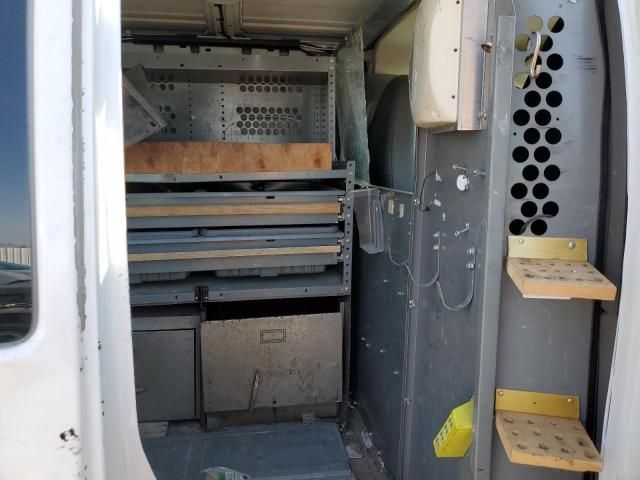2013 Chevrolet Express G2500