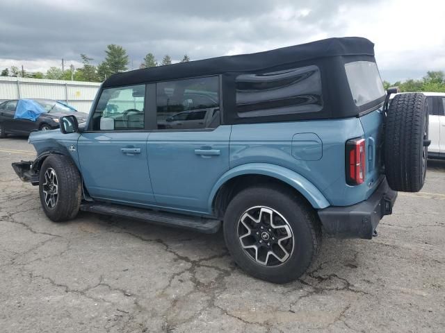 2023 Ford Bronco Base