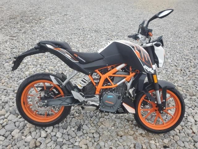 2016 KTM RC 390