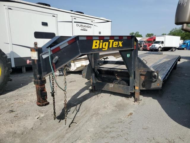 2021 Big Tex 22GN-25BK+5MR Equipiment Trailer