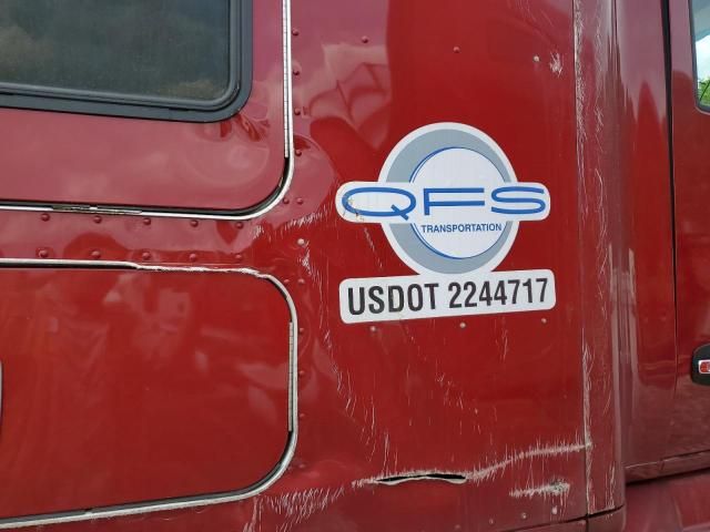 2017 Kenworth T680 Semi Truck