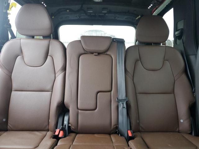 2023 Volvo XC90 Plus