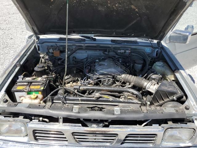 1993 Nissan Truck King Cab SE