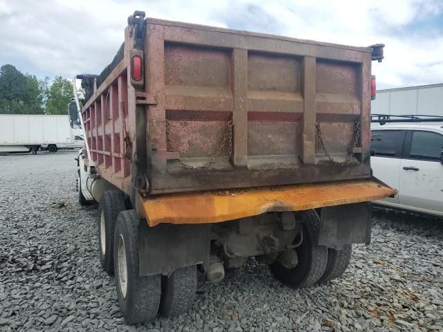 2000 Sterling L9500 1DUMP Truck
