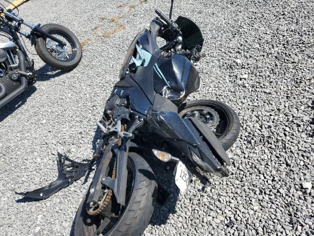 2020 Kawasaki EX400