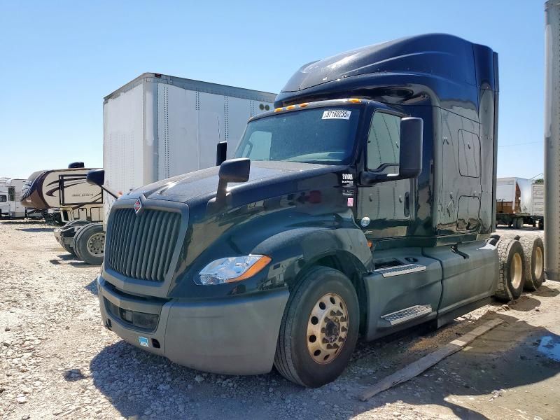 2019 International LT625