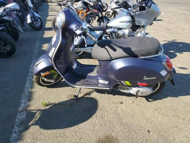 2024 Vespa GTS/SEI Giorni 300