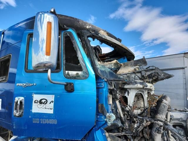 2013 International Prostar Semi Truck