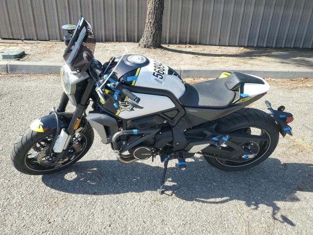 2023 Cf Moto 700 CL-X