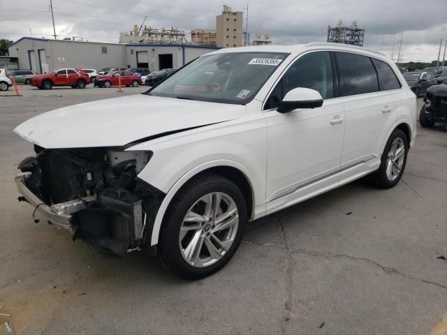 2020 Audi Q7 Premium Plus