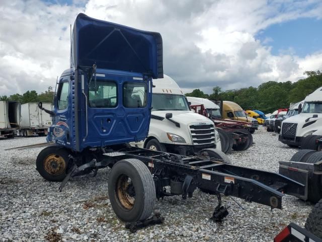 2023 Freightliner Cascadia 116 Truck Cab AND Chassis