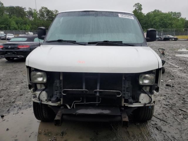 2015 Chevrolet Express G2500