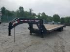 2016 PJ Gooseneck FD302 Equipment Trailer