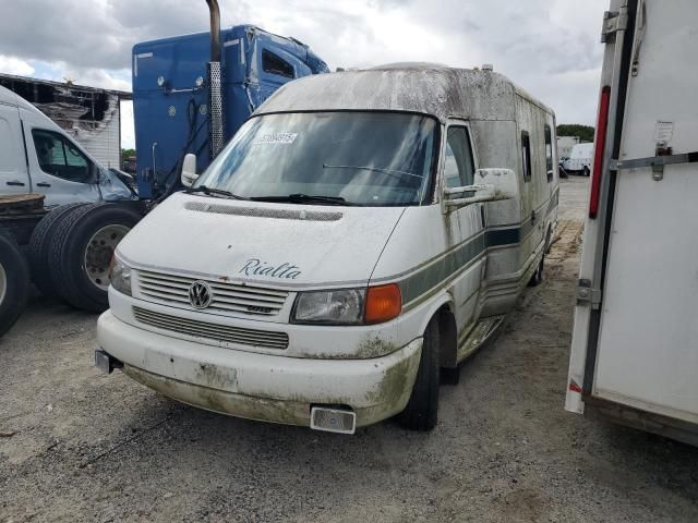 1998 Winnebago 1998 Volkswagen Eurovan