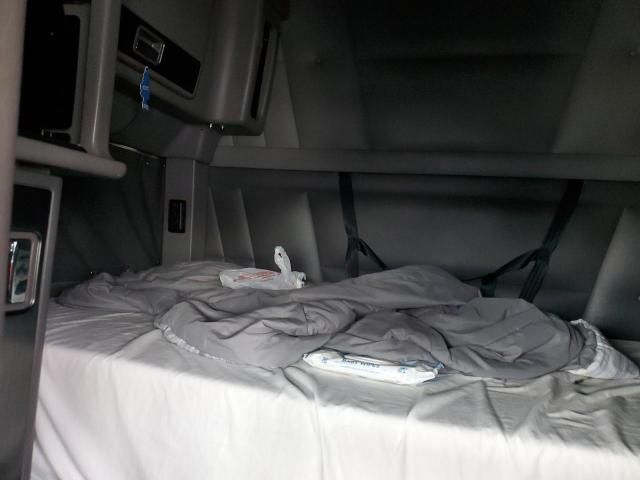 2015 Peterbilt Tractor 2015 Peterbilt 389 Semi Truck