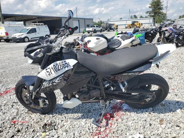2008 KTM 690 Duke