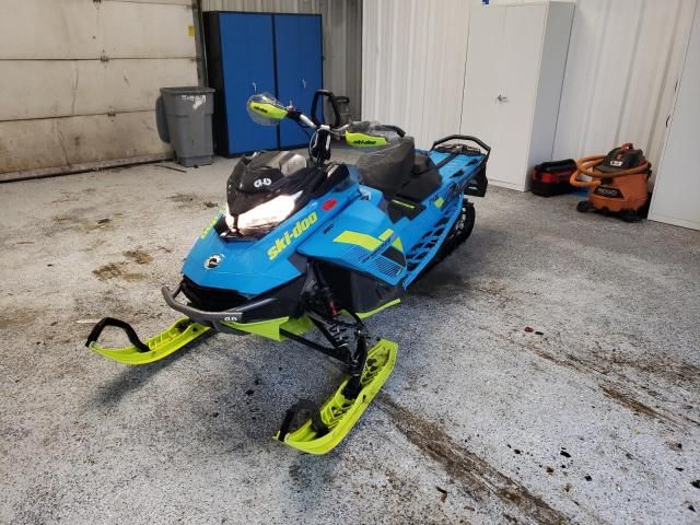 2018 Skidoo 2018 Skidoo Renegade