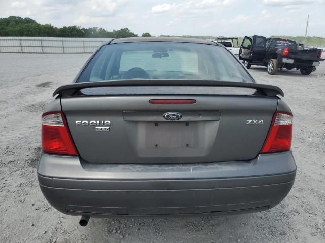 2005 Ford Focus ZX4