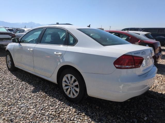 2013 Volkswagen Passat S