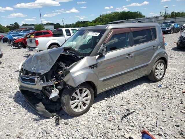 2013 KIA Soul +